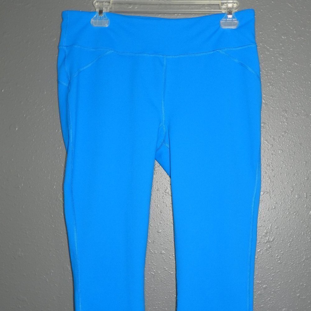 Fabletics Womens Blue Basic Crop Workout Athletic… - image 2